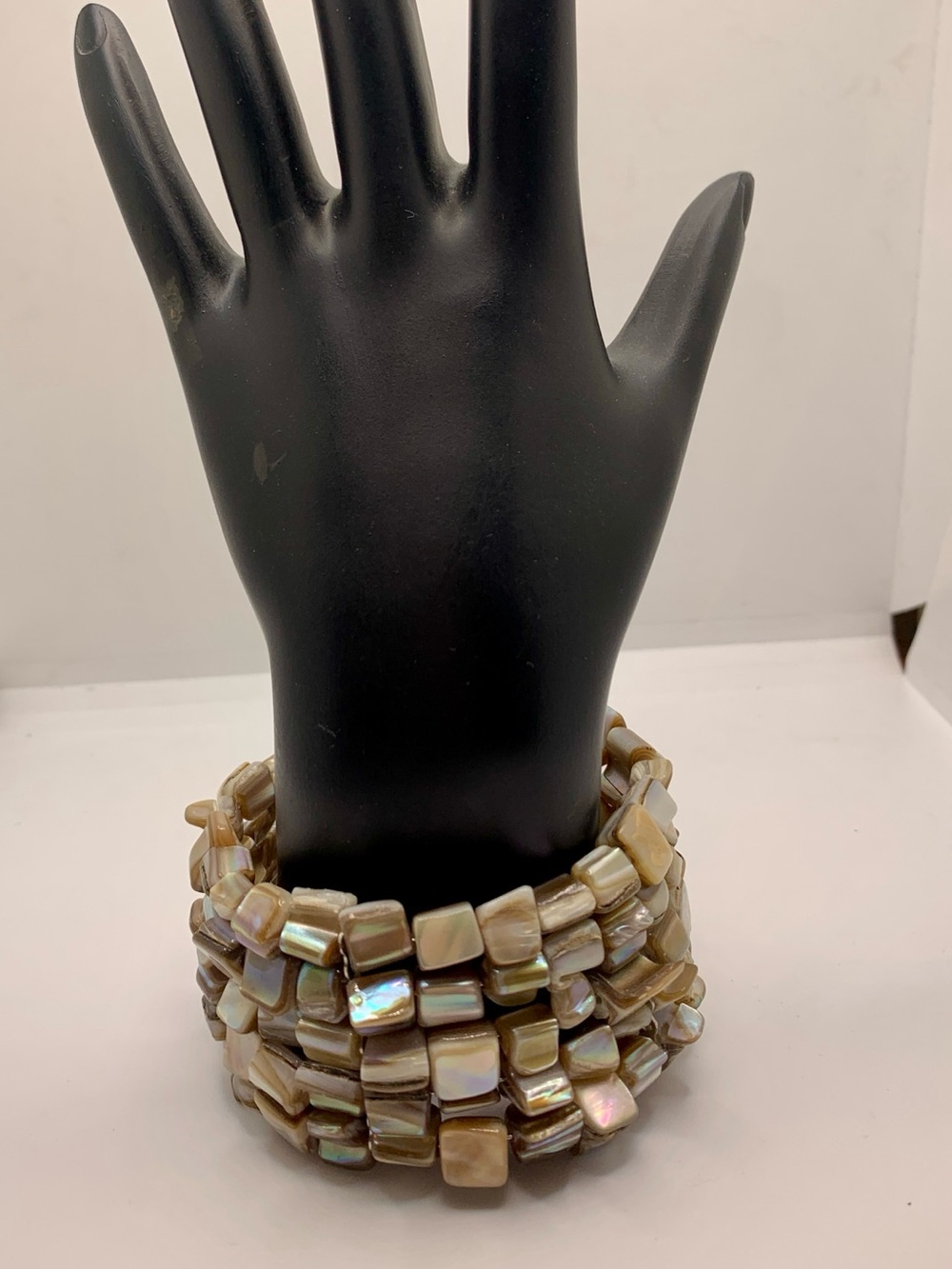 Iridescent Shell Tile Bracelet - Beige